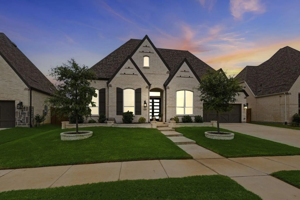 1507 Emberwood Horizon, Mansfield