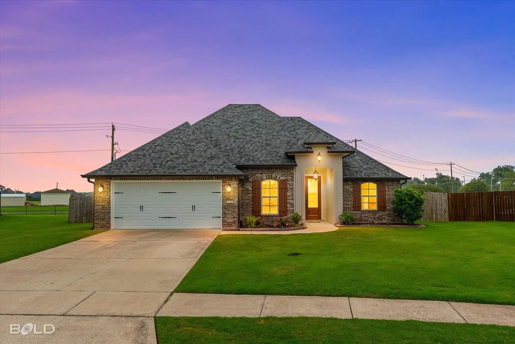 2389 Tallgrass Circle, Bossier City