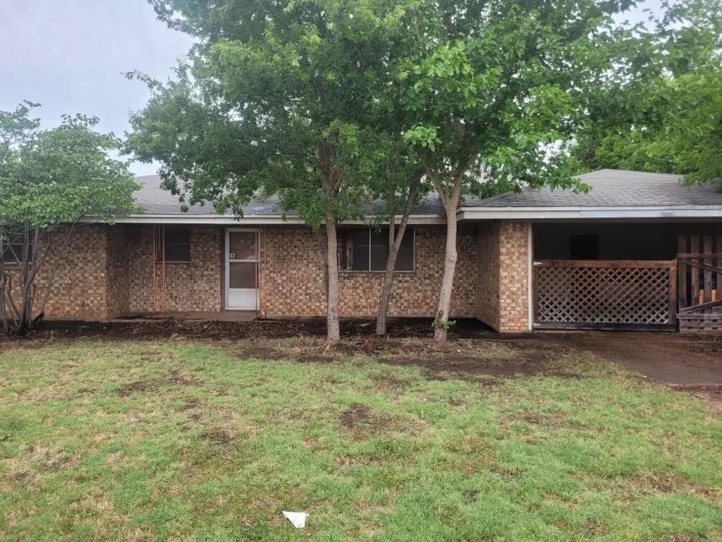 115 S Crescent Drive, Electra