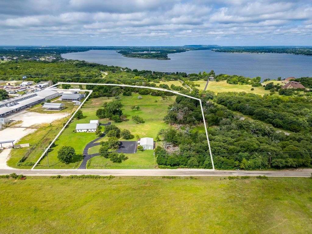 5805 Fall Creek, Granbury
