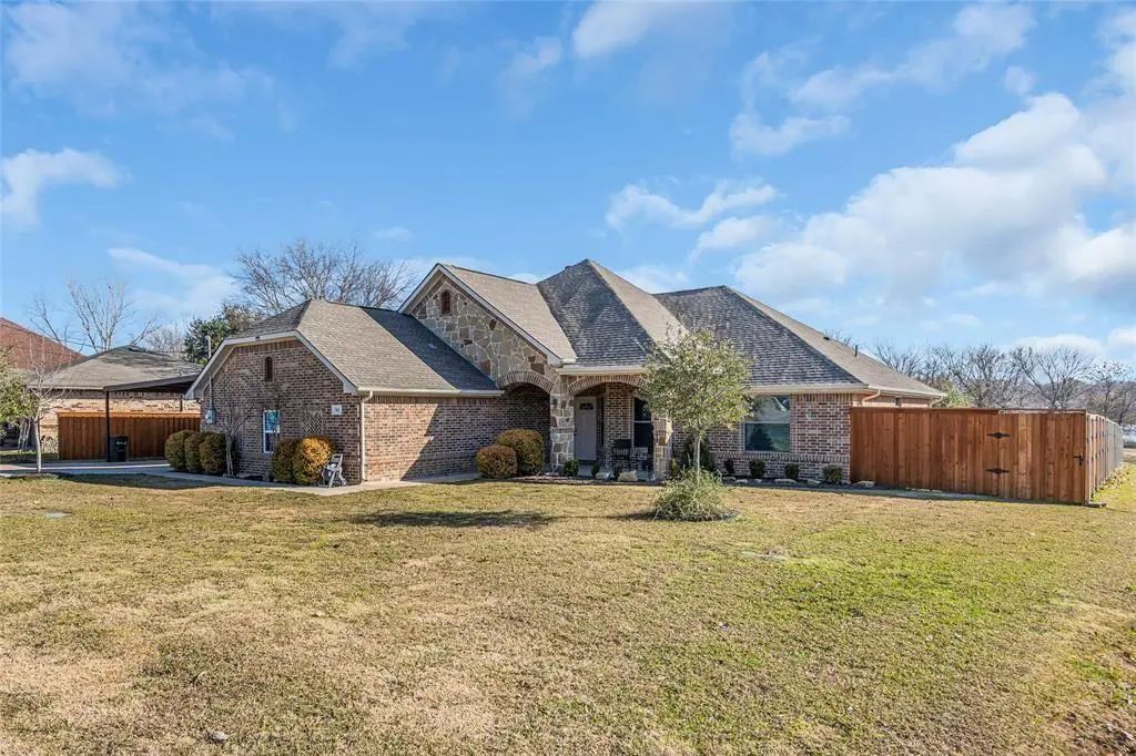 563 Lakeside Drive, Rockwall