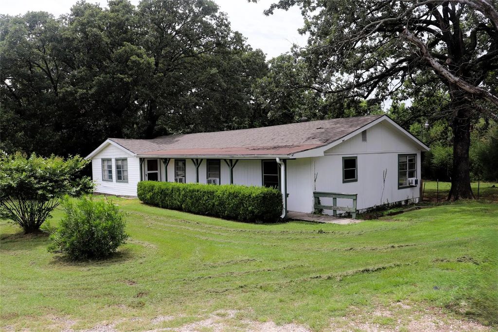 4366 E Interstate 30, Campbell