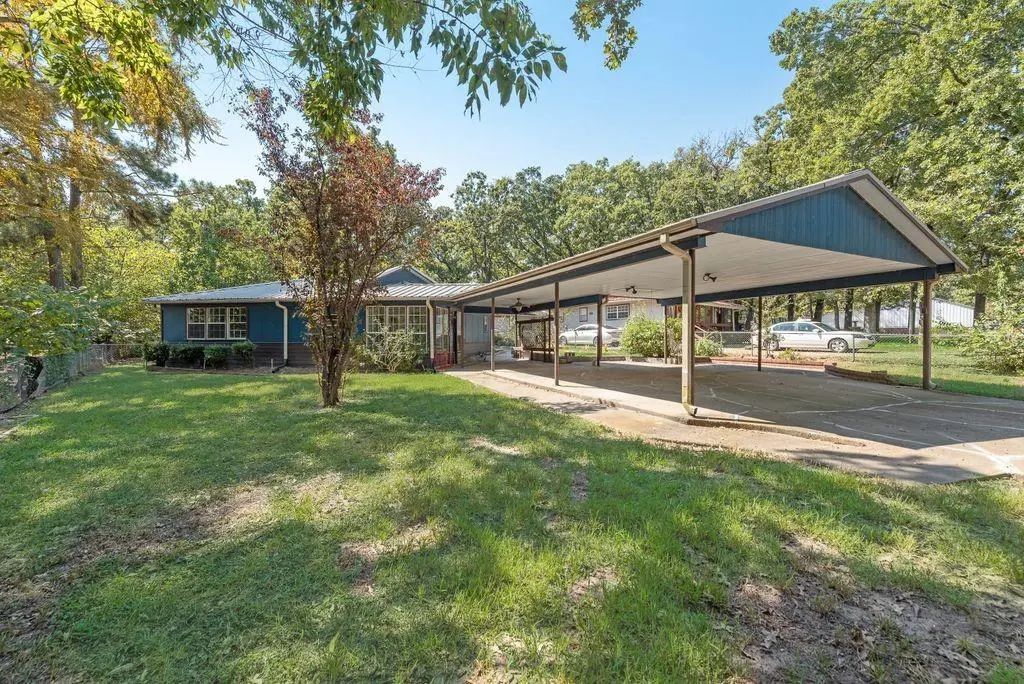 111 Dogwood Trail, Gun Barrel City