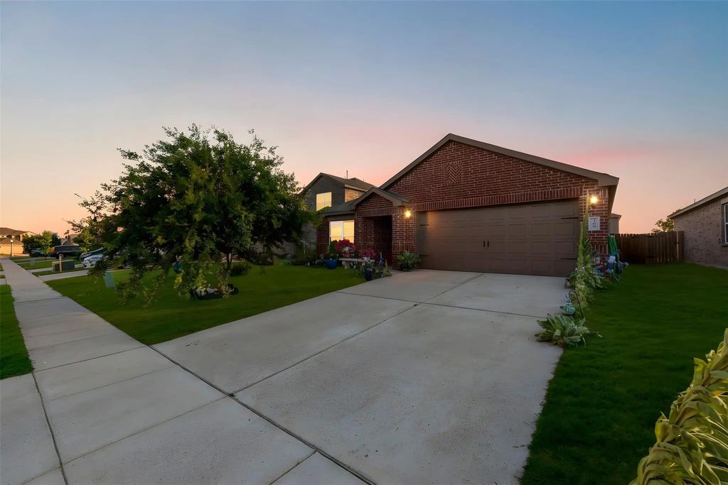 309 Donna Drive, Ferris