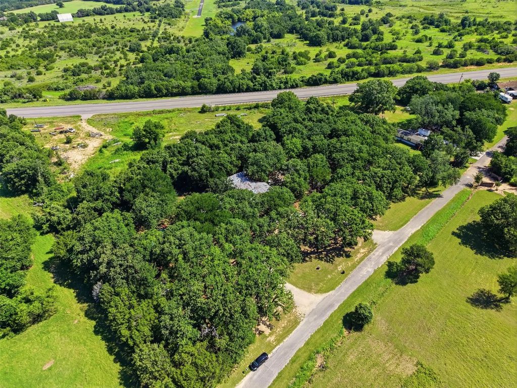 1135 County Road 2005, Glen Rose
