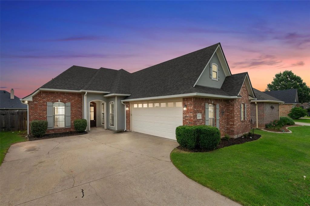 313 Chancellorsville Court, Bossier City