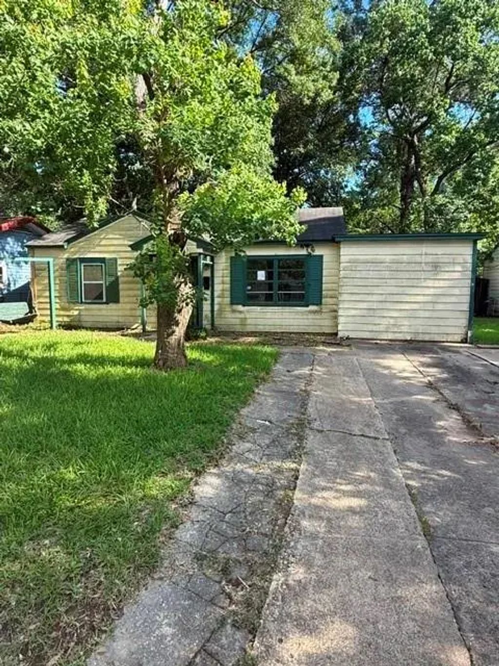 2747 Parkridge Street, Shreveport
