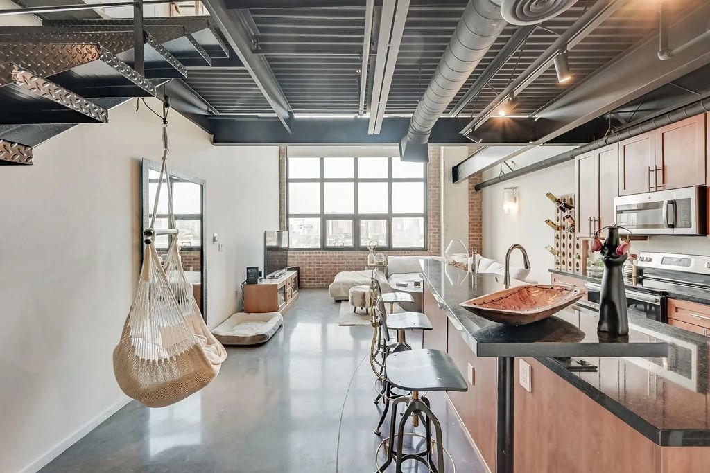 3110 Thomas Avenue 737, Dallas