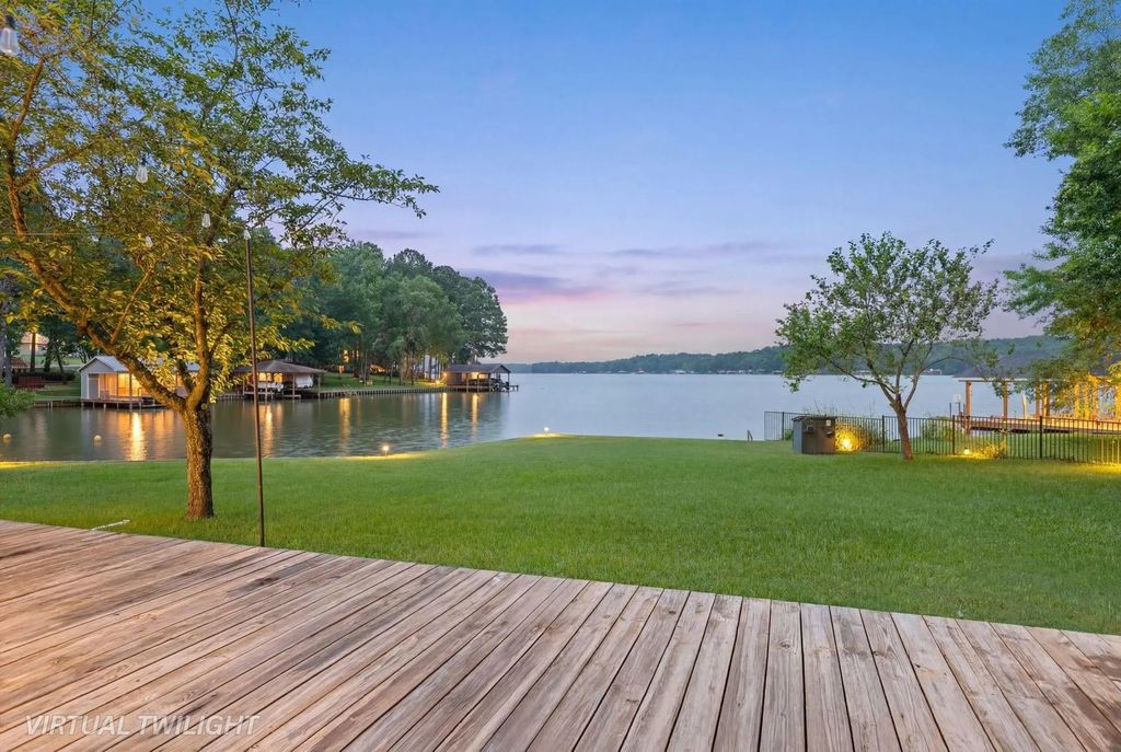 331 Spring Creek Drive, Mount Vernon