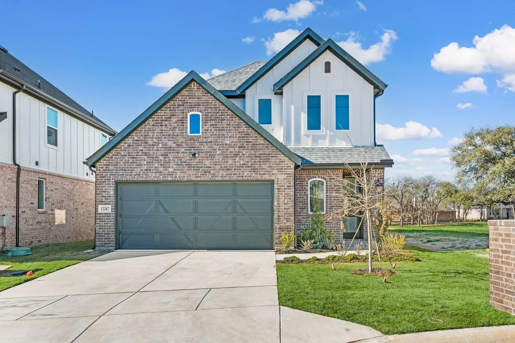 12267 Ross Calhoun Drive, Fort Worth