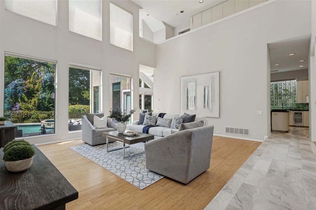 5720 Moss Creek Trail, Dallas