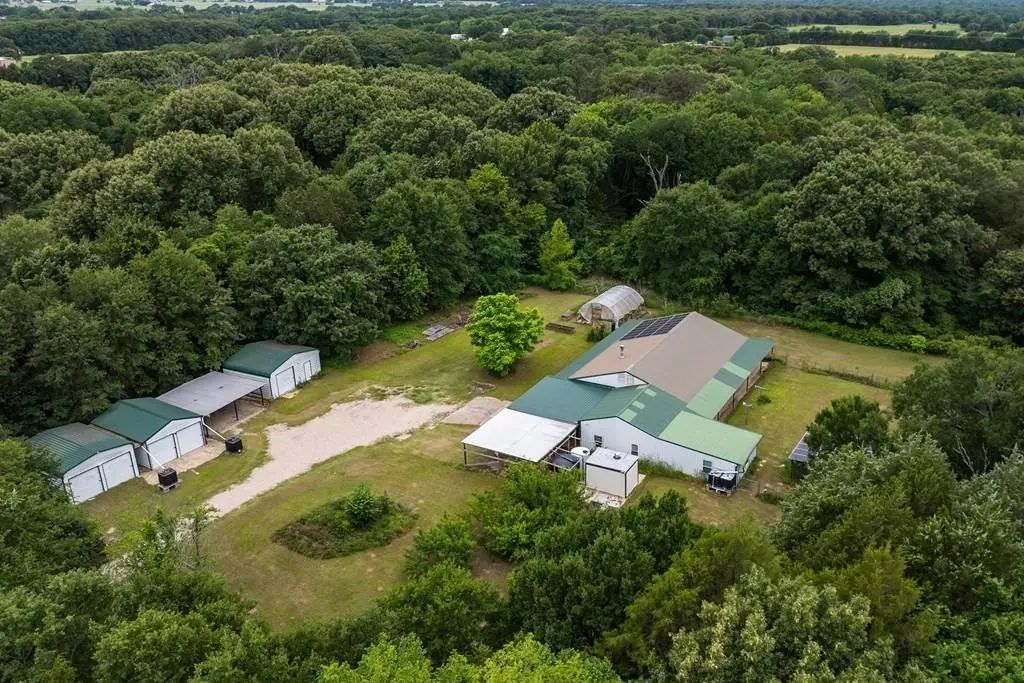 15800 County Road 4009, Mabank