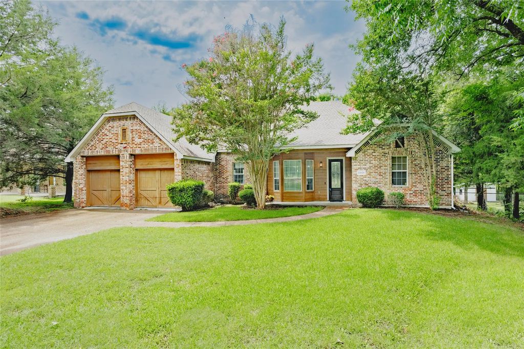 11828 State Highway 205, Lavon