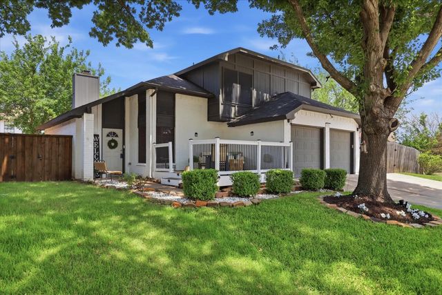 5321 Pocassett Drive, Arlington