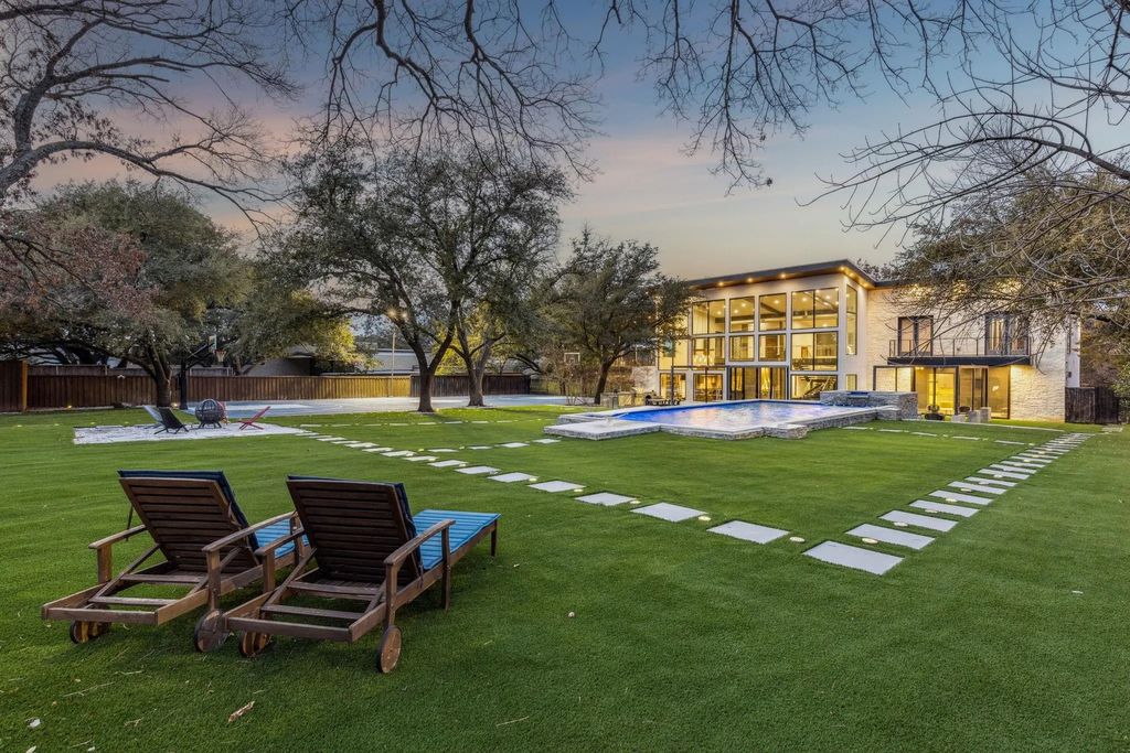 6766 Northaven Road, Dallas