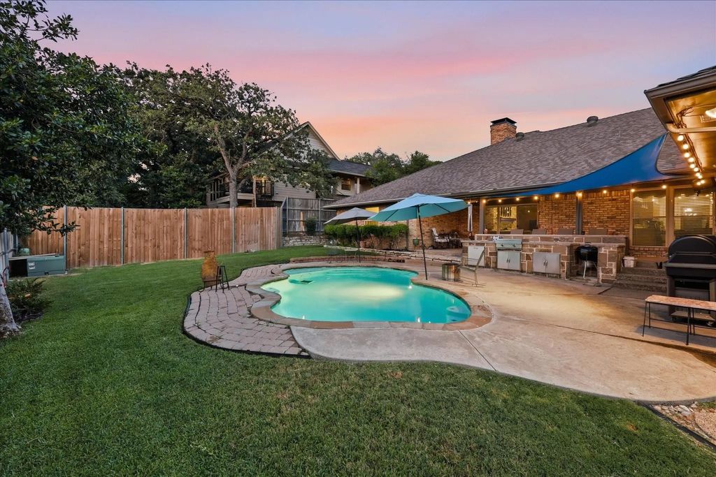 6007 Forestcreek Court, Arlington
