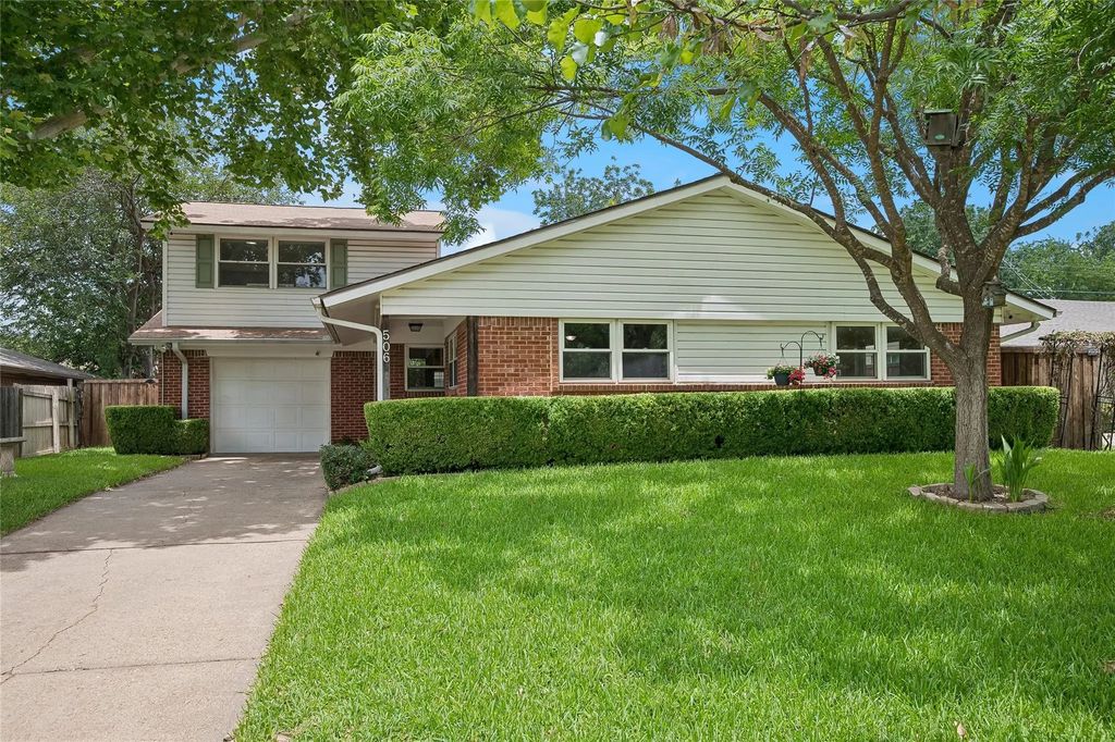 506 Worcester Way, Richardson