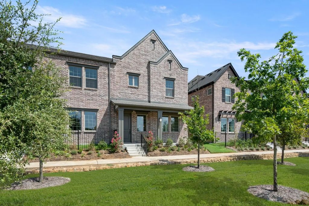 2408 Glacier Way, Mansfield