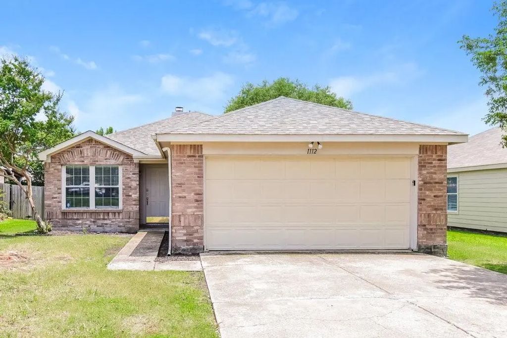 1112 Alexandria Drive, Forney