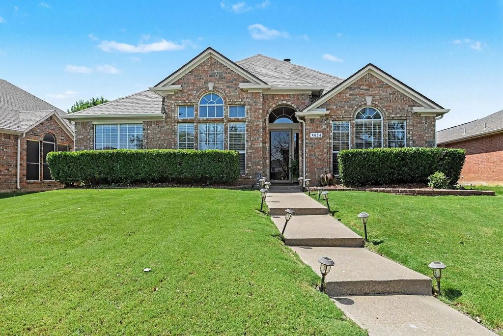 4654 Park Court, Fort Worth
