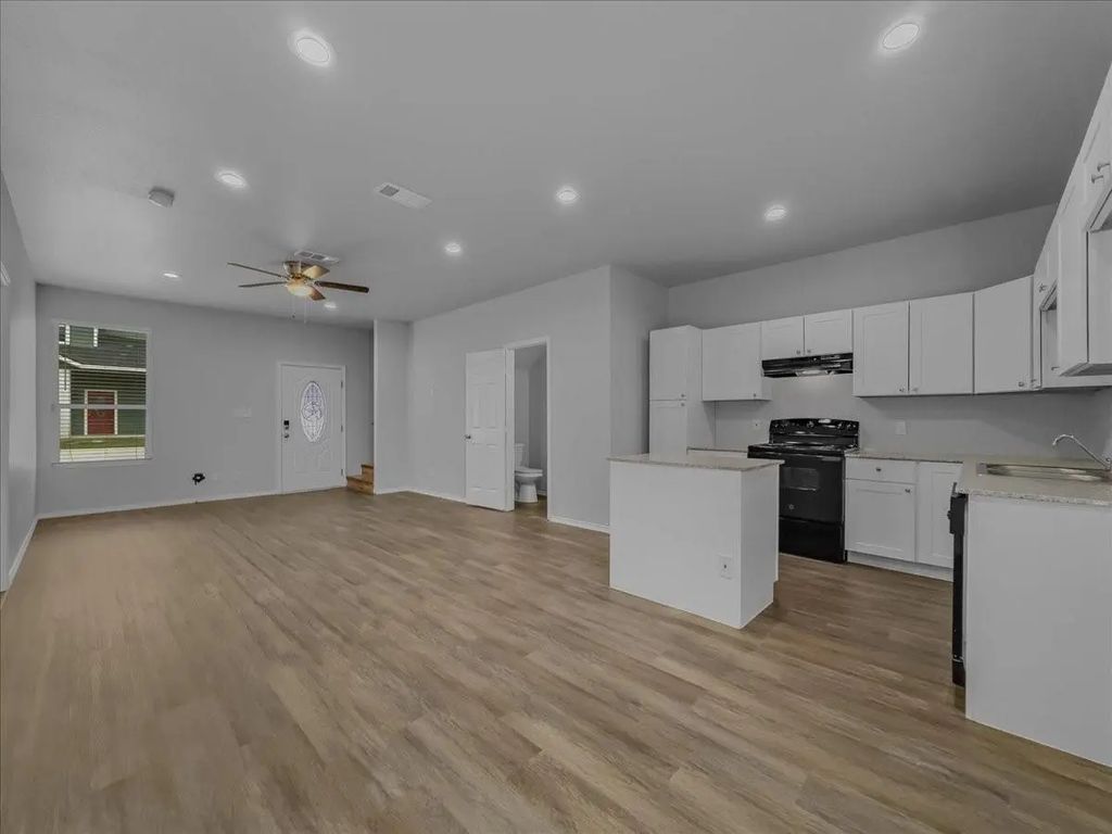 5 Bowling Lane, Blue Ridge