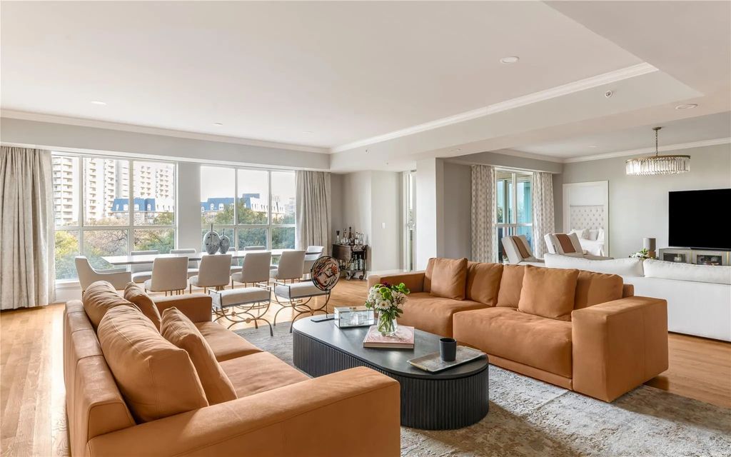 3401 Lee Parkway 404, Dallas