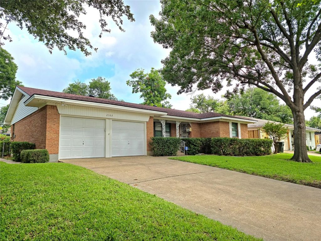 2522 Robin Lane, Garland