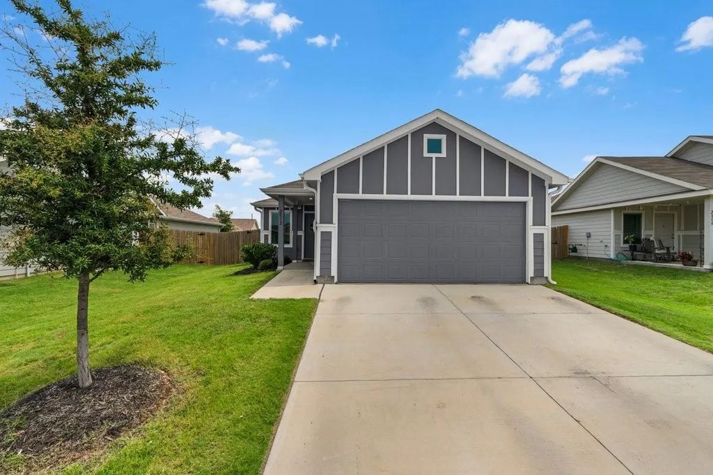 2812 Slatewood Drive, Fort Worth