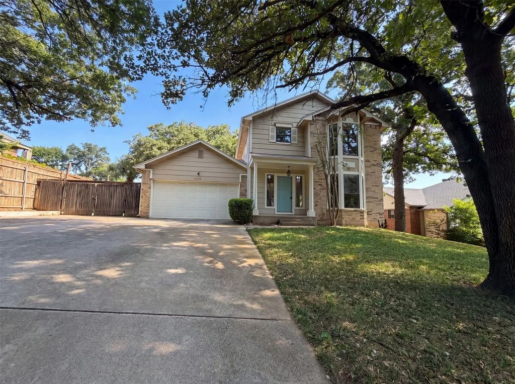 3805 Brookfield Drive, Arlington