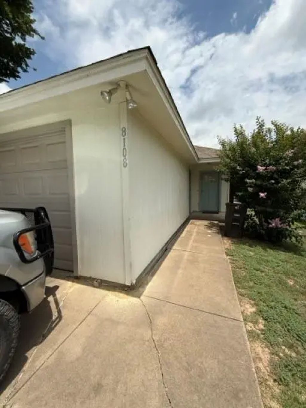 8108 Julie Avenue, Fort Worth