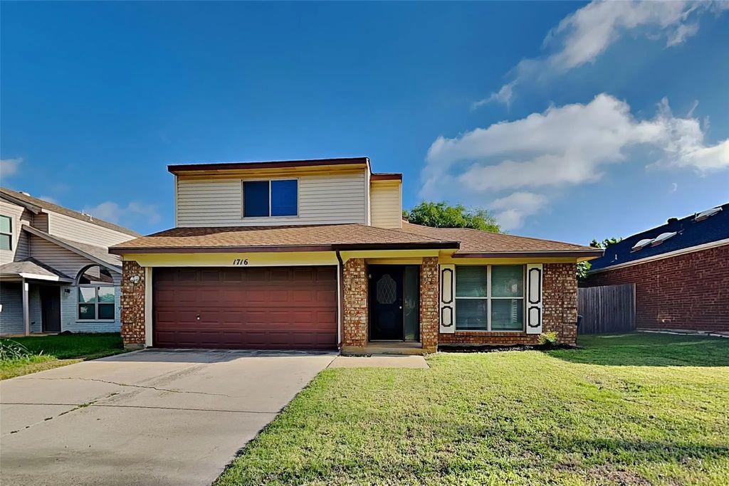 1716 Stoneway Drive, Grapevine