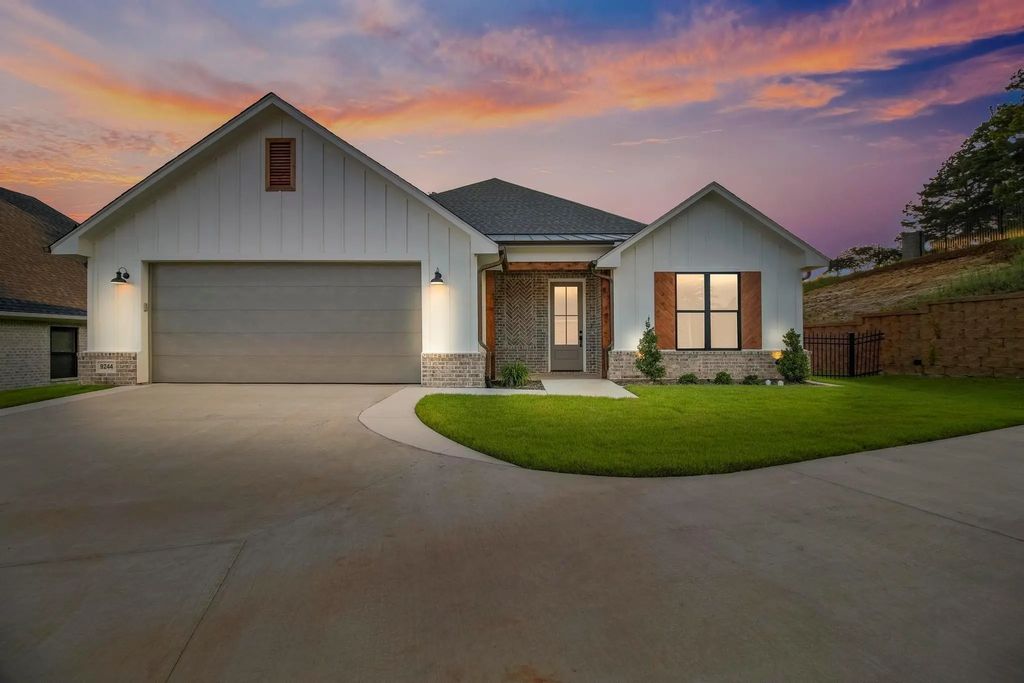 9244 Villas Court, Tyler