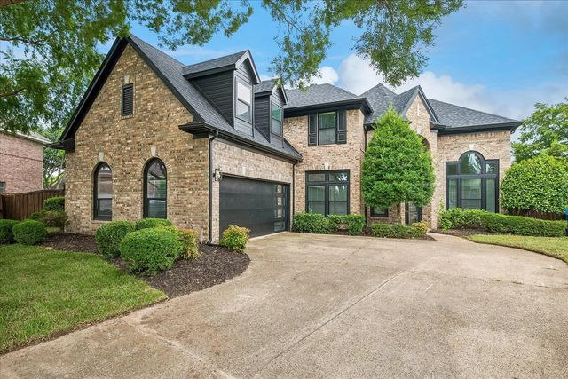 407 Greenway Court, Coppell