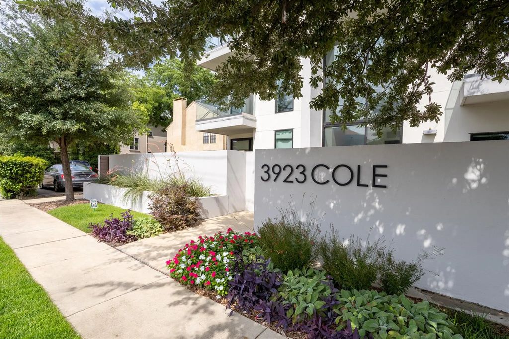 3923 Cole Avenue 101, Dallas
