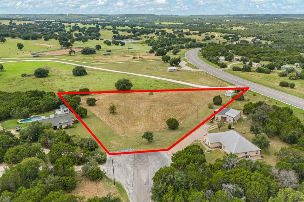 1272 Ronald Road, Glen Rose