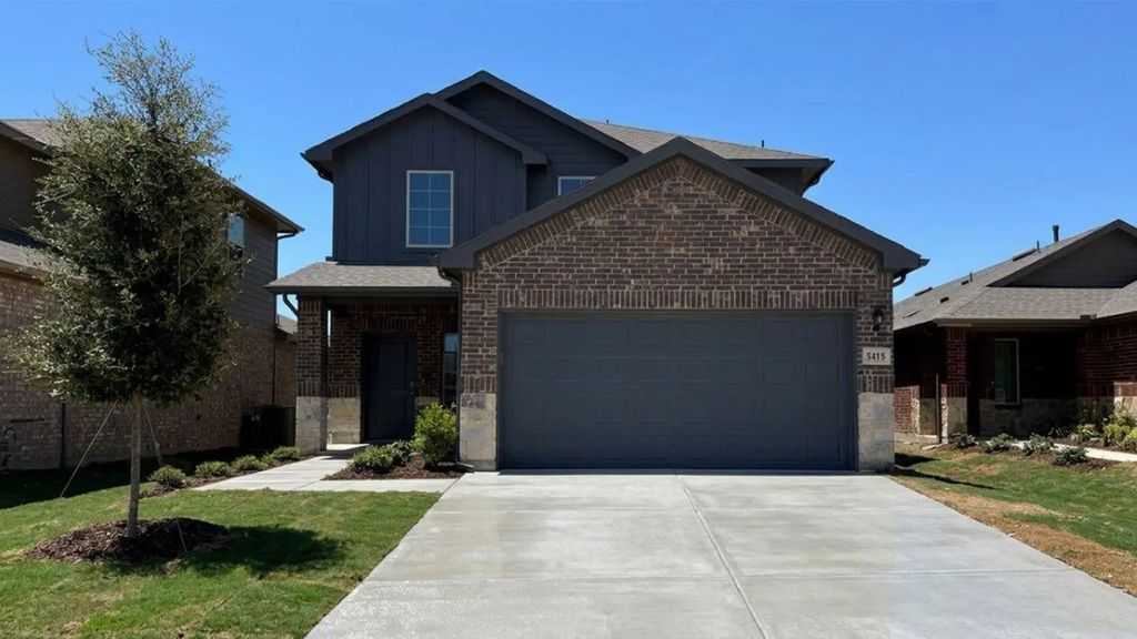 5815 Blue Sky Way, Crandall