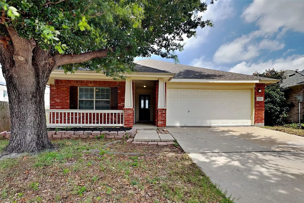 711 Blue Heron, Aubrey