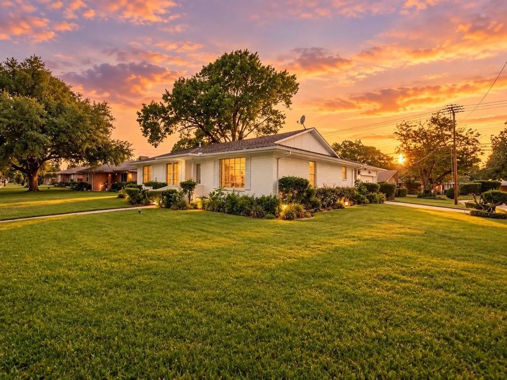 5319 Urban Crest Road, Dallas