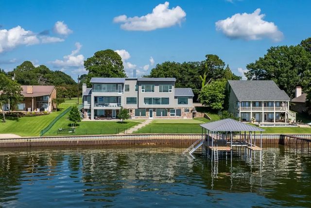 123 Shoreline Drive, Star Harbor