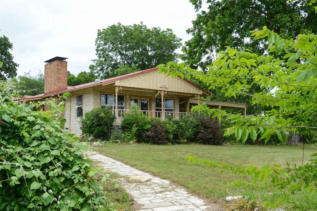 142 Seaside Drive, Gun Barrel City