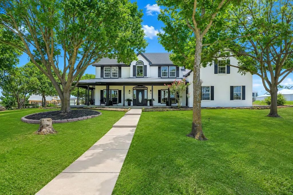 3817 Ganzer Road W, Denton