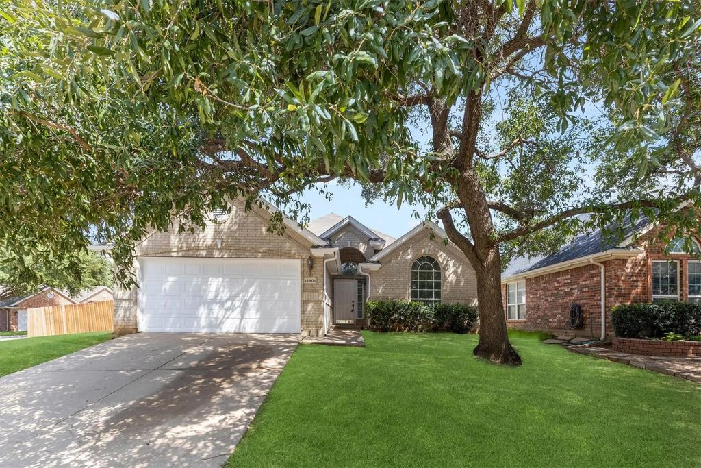 12601 Red Cedar Drive, Fort Worth