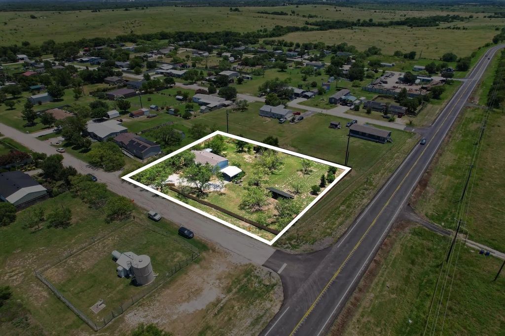 736 Little Joe Road, Sanger