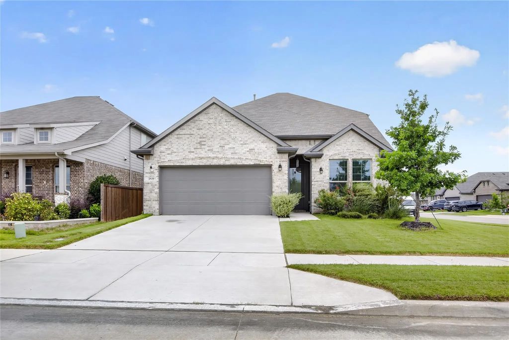 4829 Porque Court, Fort Worth