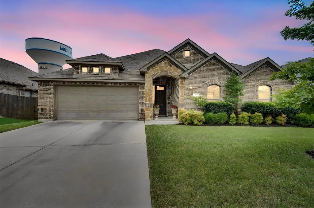 3226 Paisley Drive, Midlothian