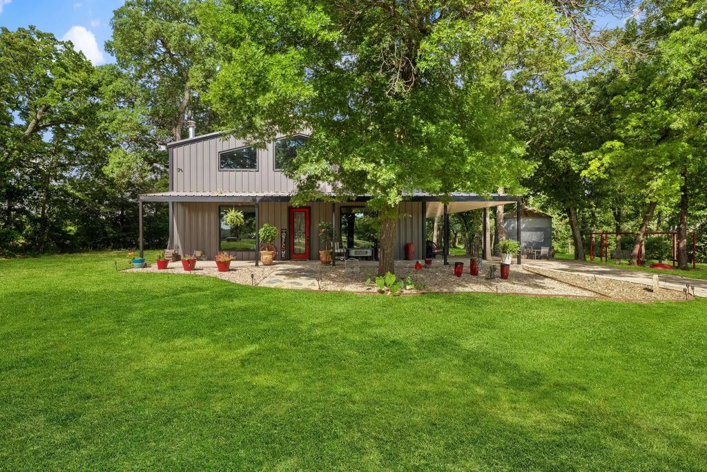 27809 W Us Highway 82, Sherman