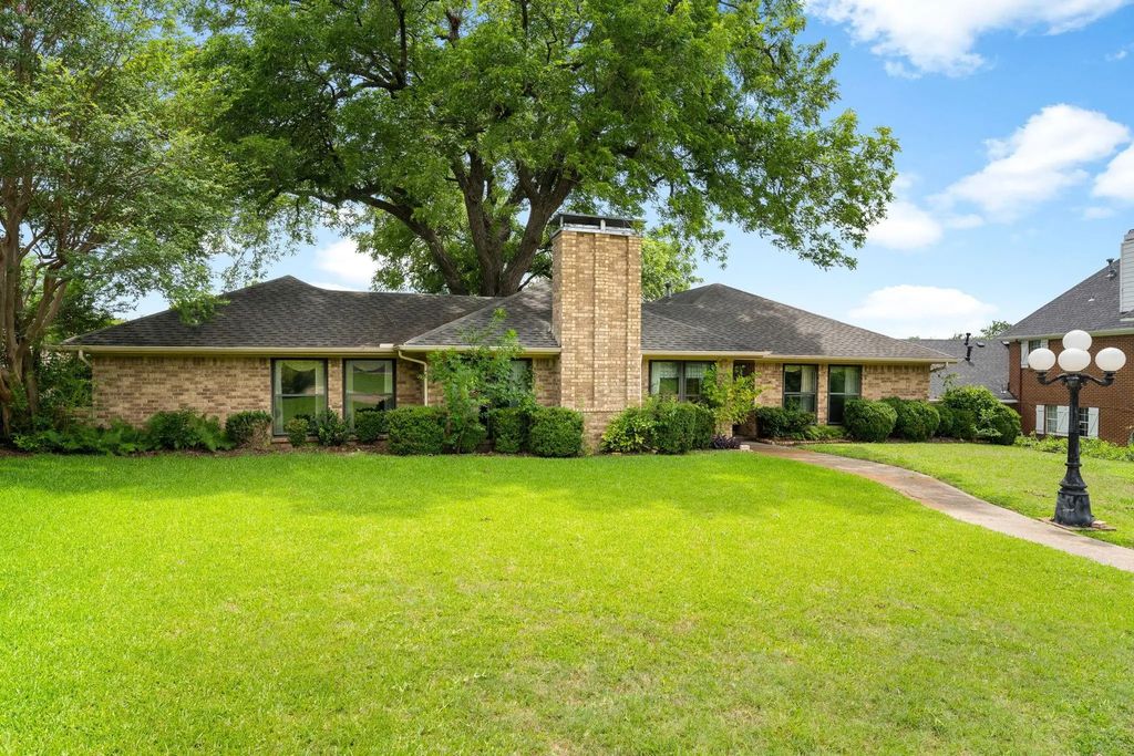 203 Tanya Drive, Rockwall