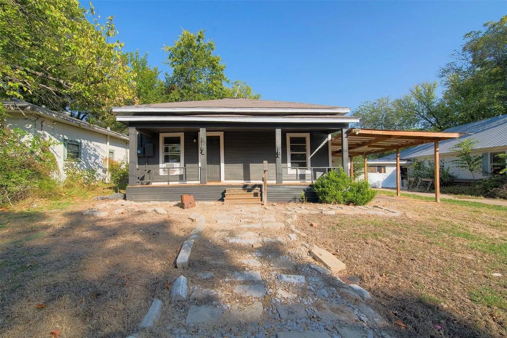 413 Manson Street, Wolfe City