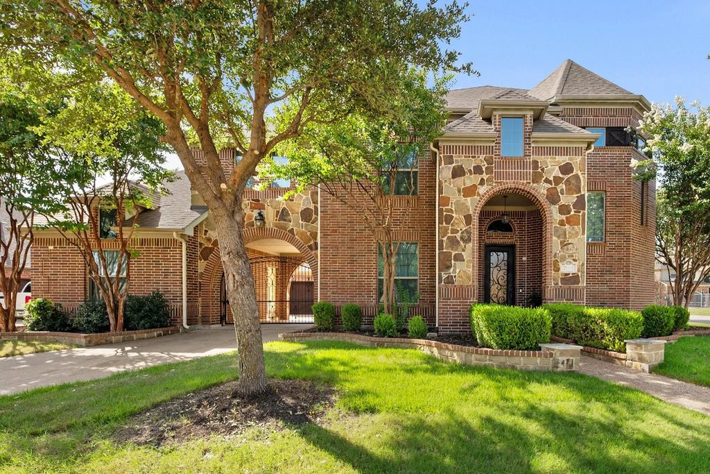 2001 Sterling Trace Drive, Keller