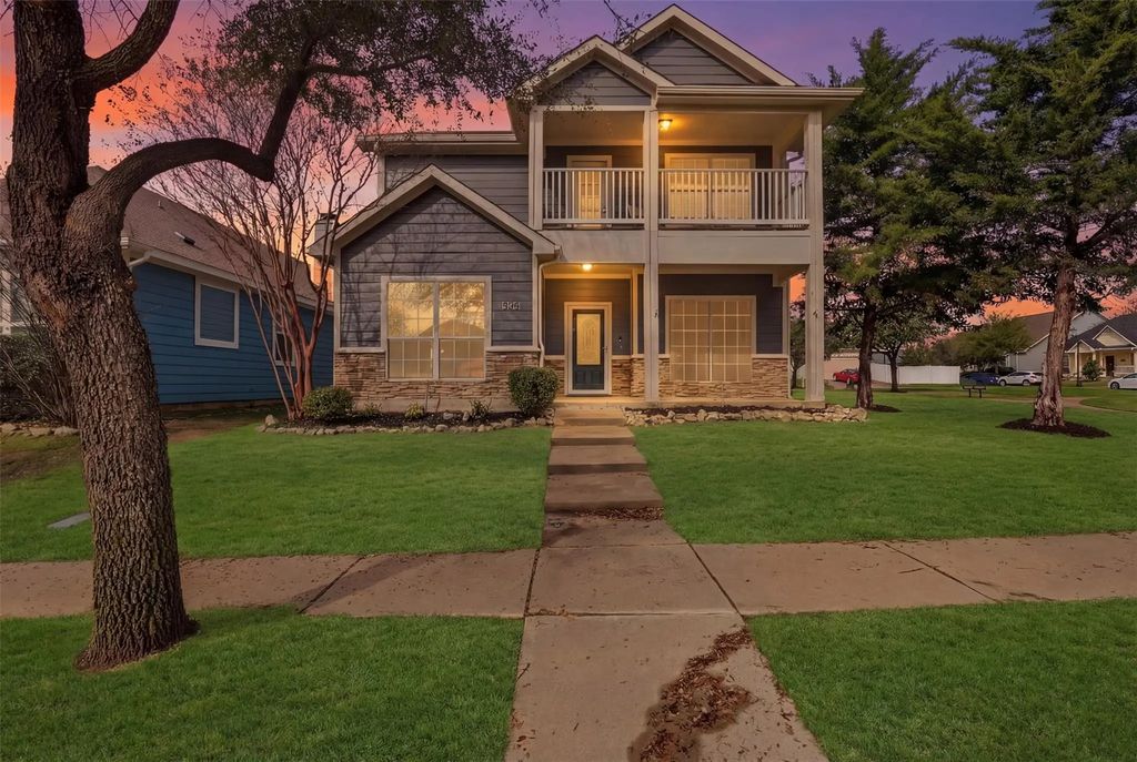 11013 Dillon Street, Fort Worth